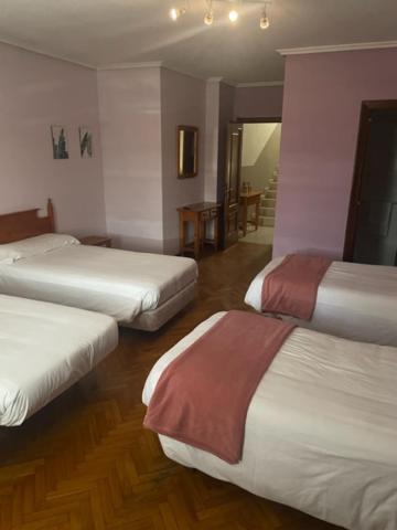 Albergue Hostal Sao Telmo Tui Eksteriør billede