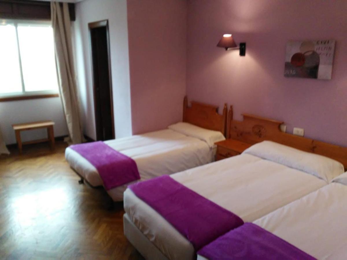 Albergue Hostal Sao Telmo Tui Eksteriør billede