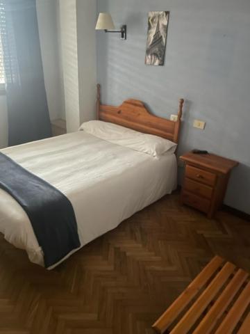 Albergue Hostal Sao Telmo Tui Eksteriør billede