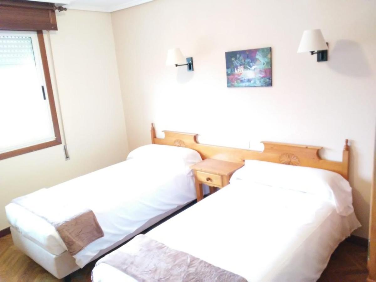Albergue Hostal Sao Telmo Tui Eksteriør billede